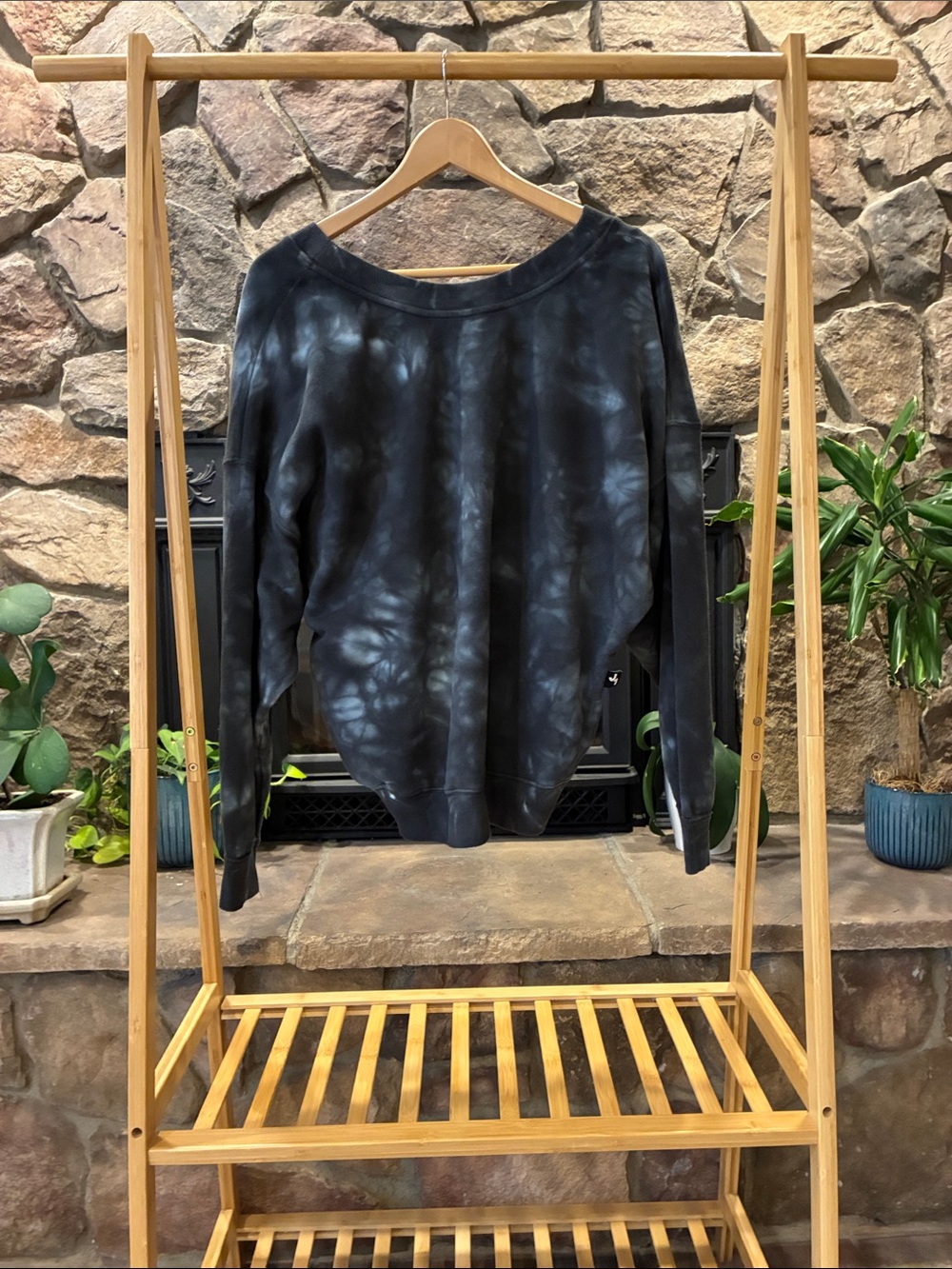 JoyLab Blue Tie-Dye Crewneck Cross Back Sweatshirt